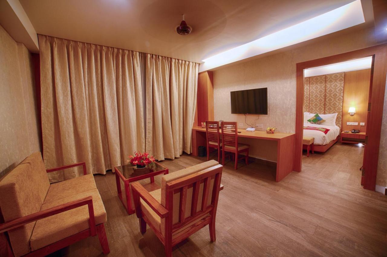 Abhyagama Hotel Digha  Exteriör bild