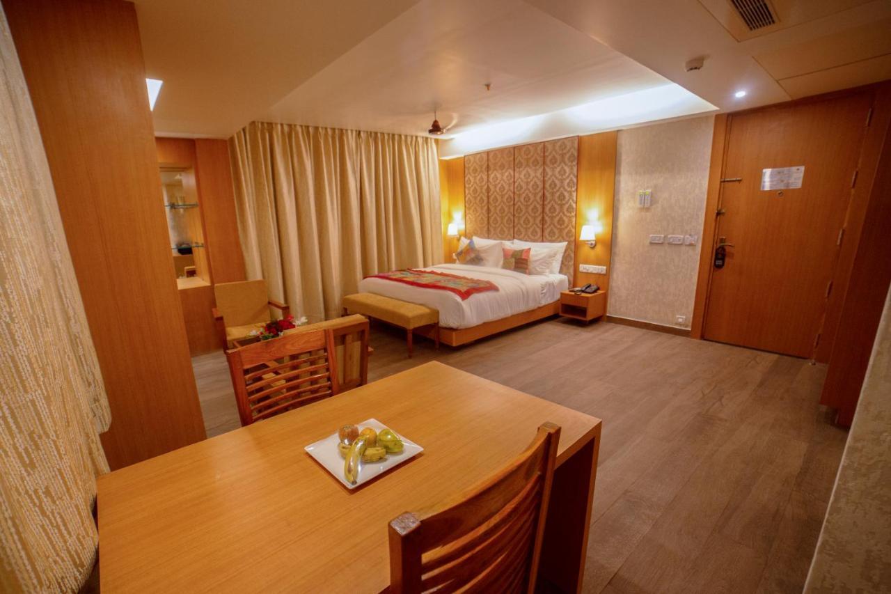 Abhyagama Hotel Digha  Exteriör bild