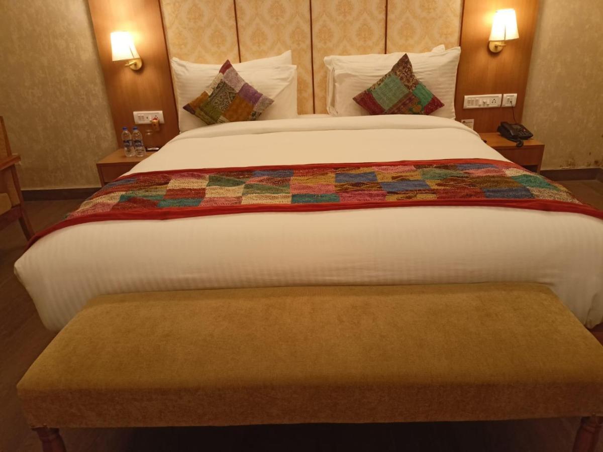 Abhyagama Hotel Digha  Exteriör bild