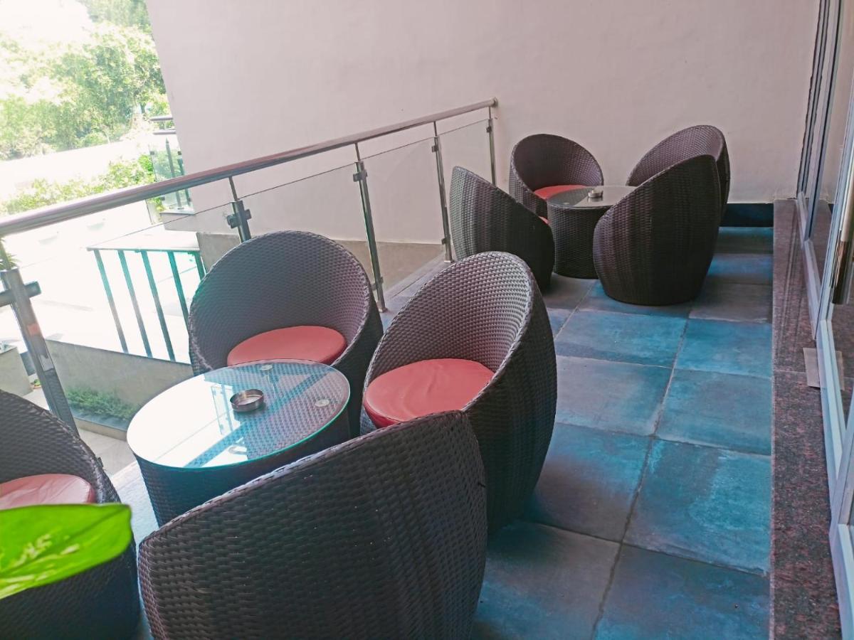 Abhyagama Hotel Digha  Exteriör bild